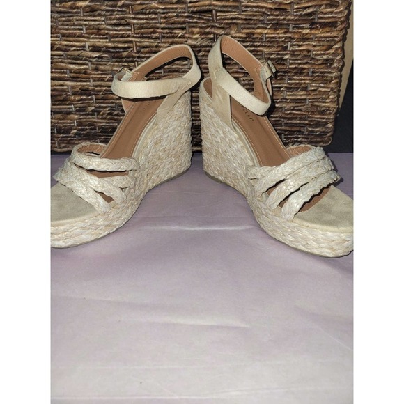 Womens Sandals wedges size 8.5 - Picture 2 of 5